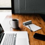 penyebab layar laptop hitam