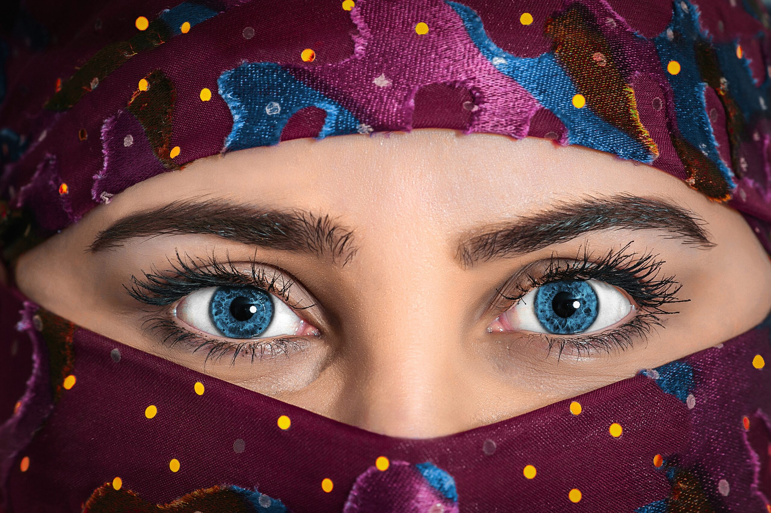 fashion hijab agar terlihat lebih muda